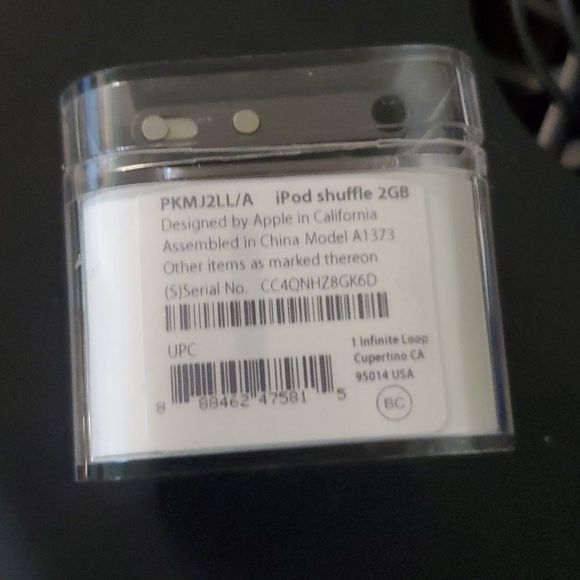 Apple shuffle black 2GB - Picture 4 of 4